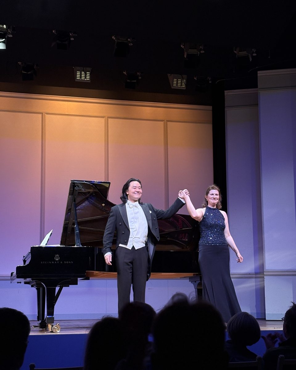 Liana Vlad and bass-baritone Hanseong Yun taking a bow at Konzerthaus Berlin